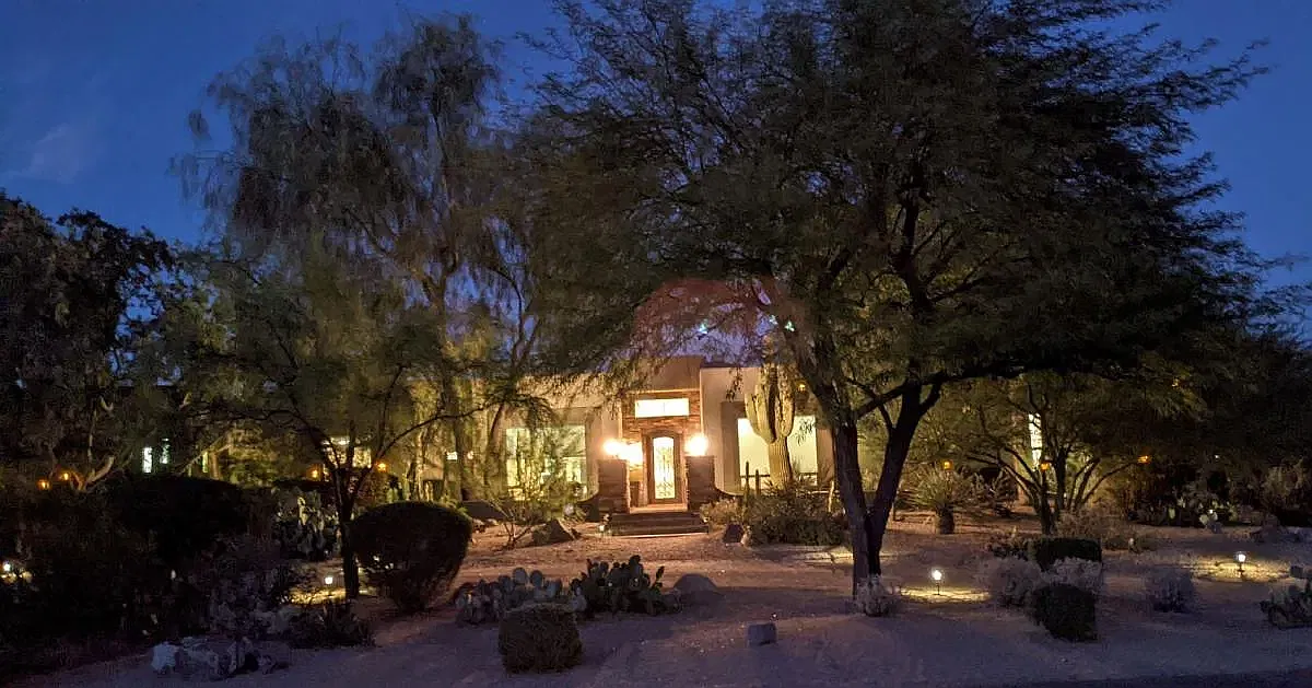 Excellent location and neighborhood! — Photo 3