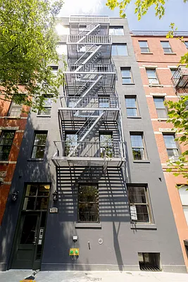 Rented by Town Residential | media 28