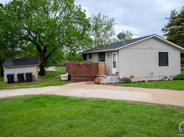 501 SE 23rd St, Topeka, KS 66605