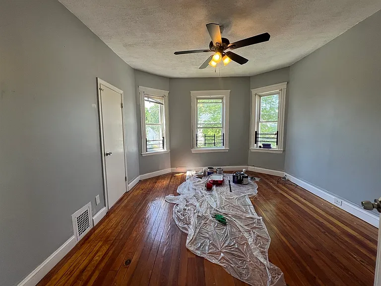 155 Essex St #2 — Photo 6