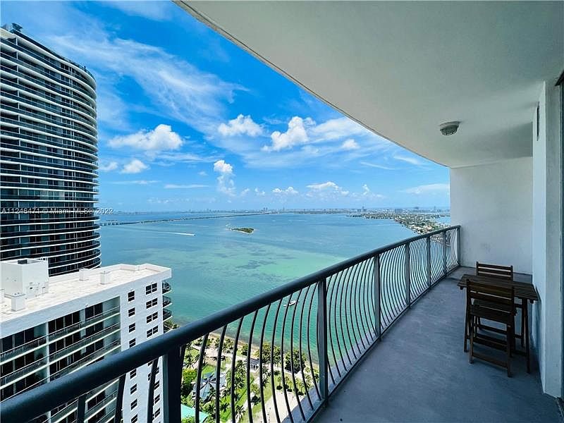 1st image of 1750 N Bayshore Dr APT 4203