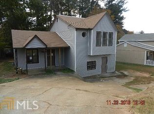 5223 Scarbrough Ln, Stone Mountain, GA 30088