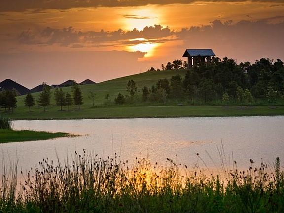 3rd image of 5586 Purple Meadow Ln