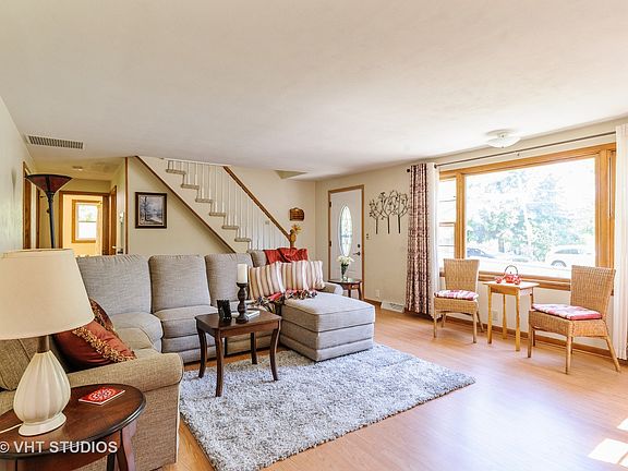 2nd image of 2724 W Greenwood Ave