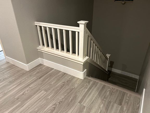 4th image of 2133 Arnold Dr
