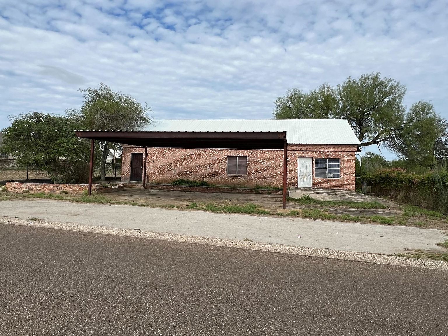 1406 Alamo St, Zapata, TX 78076 MLS 20234113 Zillow