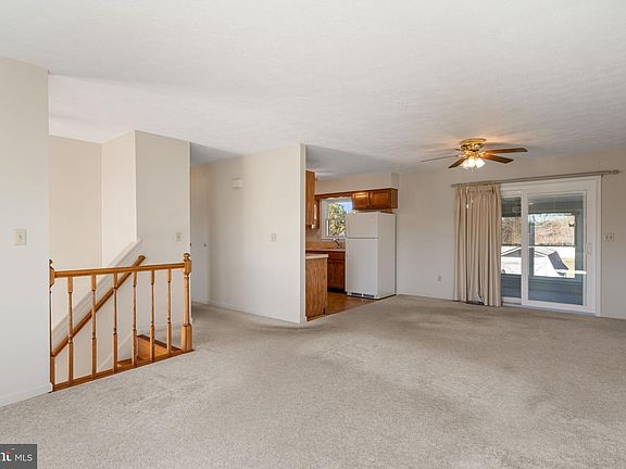 4th image of 6730 Forbes Pl W