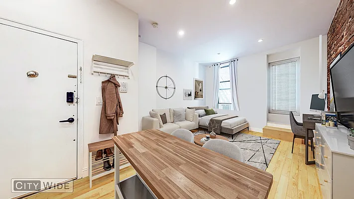 Rented by City Wide Apartments | media 2