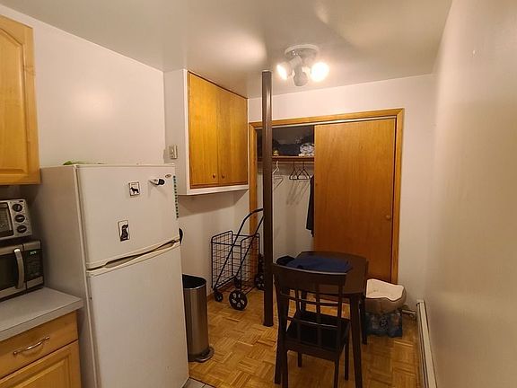 5th image of 33-31 29th St #1