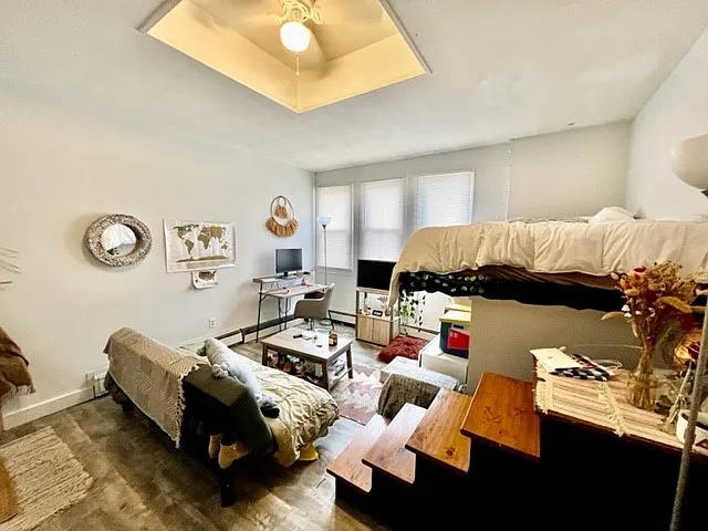 Studio, 9999 sqft, $2,300 — Photo 1