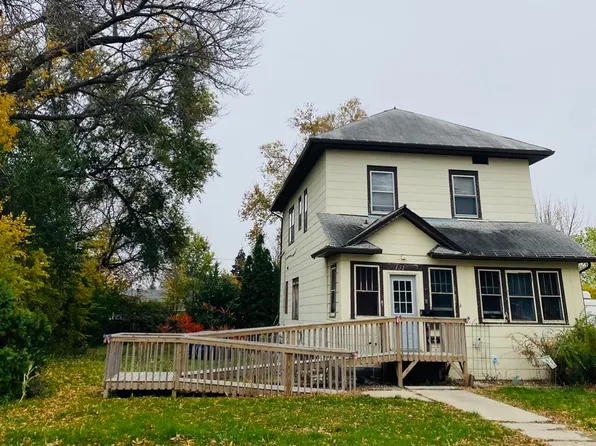 1314 4th Ave SE, Aberdeen, SD 57401