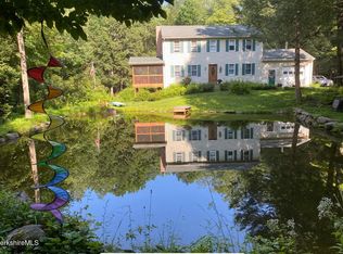 1196 Bancroft Rd, Becket, MA 01223