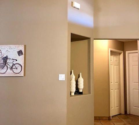 4th image of 7404 Cerros Pl NW