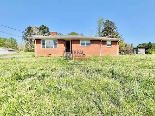 946 Richards Rd NE, White, GA 30184