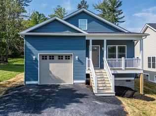 1020 Reservoir St, Waynesboro, VA 22980