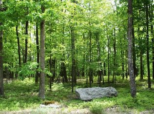 24 Turnberry Ln, Hazle Township, PA 18202