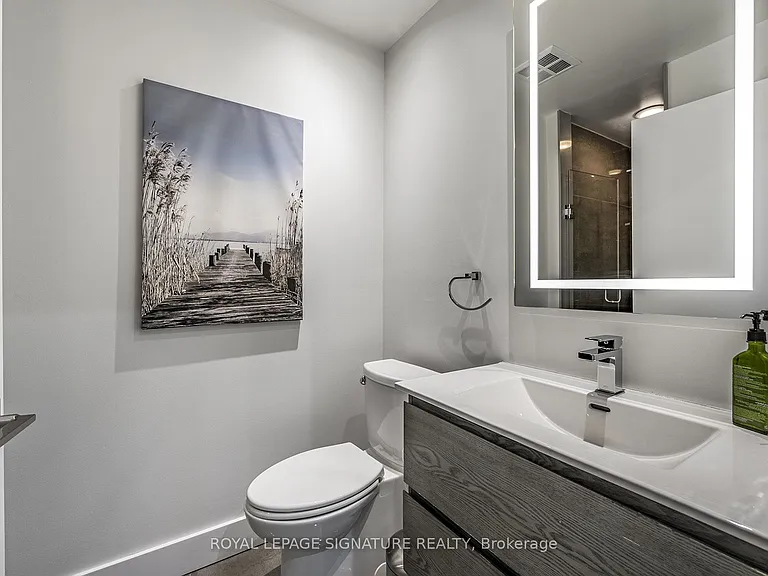 218 Queens Quay W #2303 — Photo 27