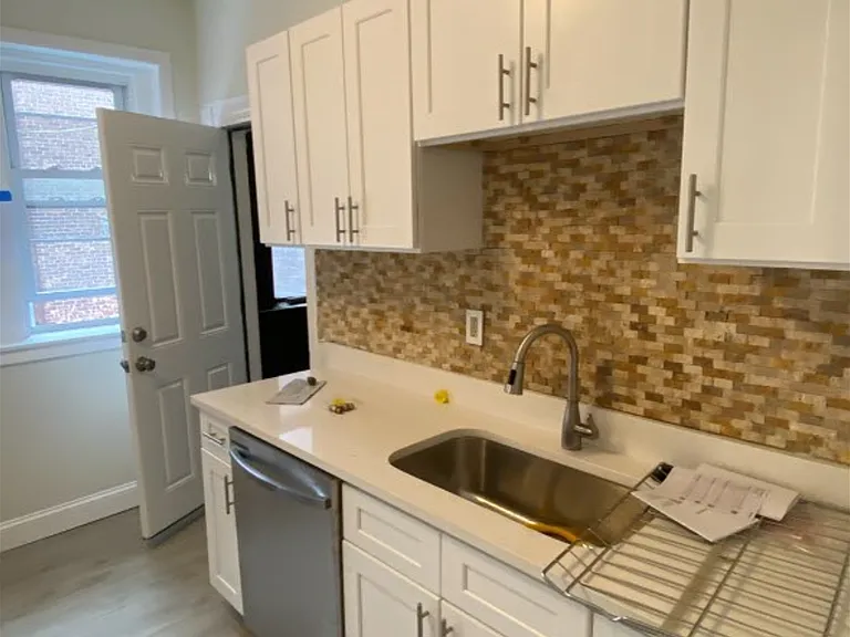 10 Glenville Ave #2 — Photo 5