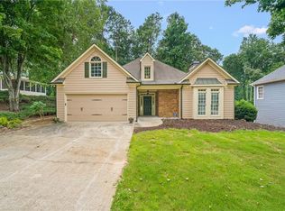 6313 Green Oak Rdg, Flowery Branch, GA 30542