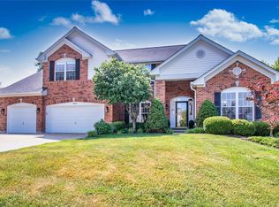 15502 Hitchcock Rd, Chesterfield, MO 63017