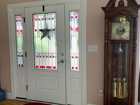 Entry from oversized porch