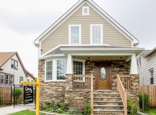 4047 Center Ave, Lyons, IL 60534