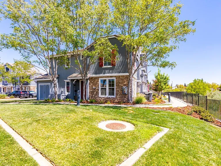 6134 Lonetree Blvd — Photo 28