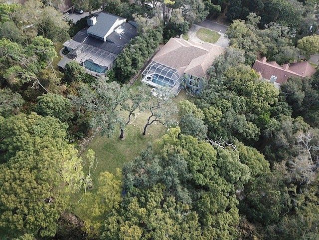 2nd image of 1774 Cross Creek Way W