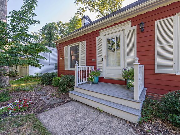 3rd image of 4473 Lansing Dr