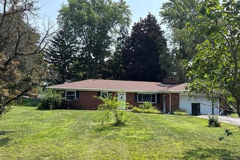 1st image of 9102 Pheasant Dr