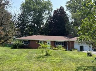 9102 Pheasant Dr, Temperance, MI 48182
