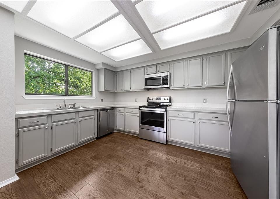1st image of 8200 Neely Dr APT 241