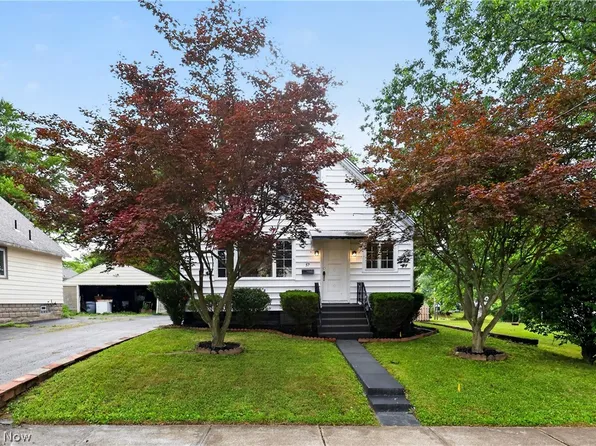 57 Poplar Ave, Niles, OH 44446