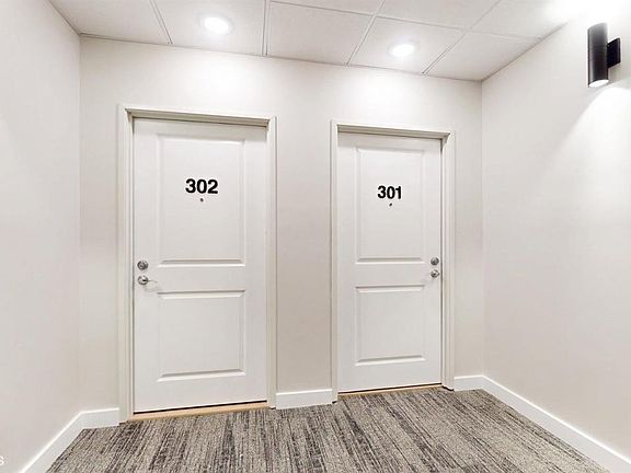 3rd image of 1740-301 E South Bend Ave
