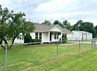 503 N Main St, Sallisaw, OK 74955