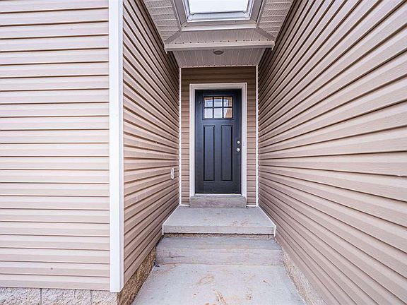 4th image of 818 Birch Ct