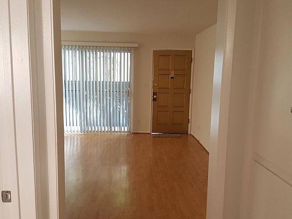 4th image of 1410 Venice Blvd APT 2