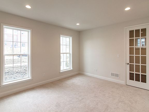 5th image of 1604 Hastings Park Dr