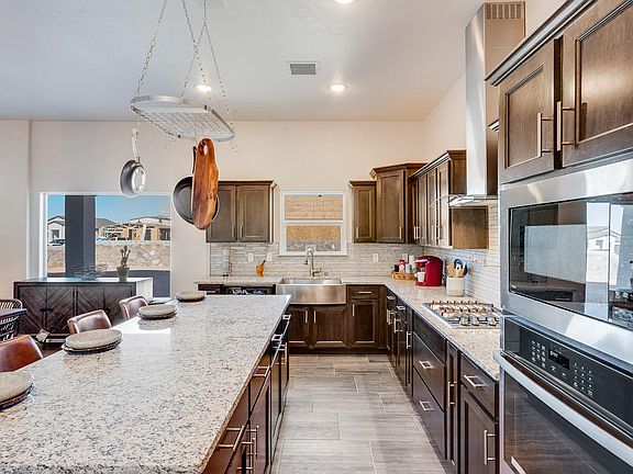 4th image of 2382 Enchanted Nook Ln