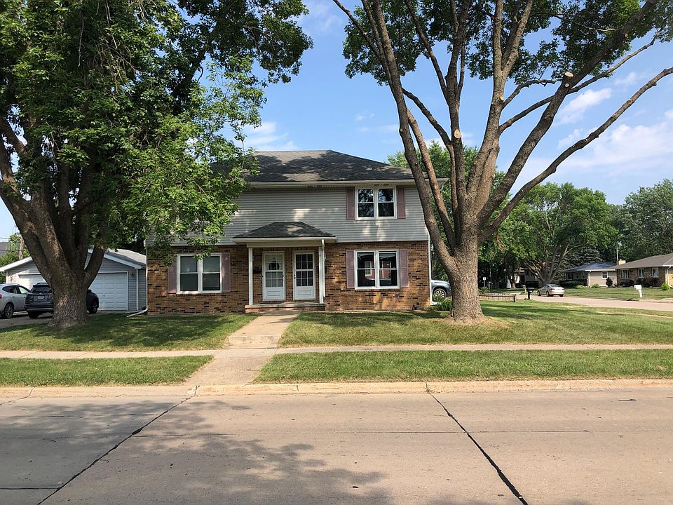 1st image of 901 NE Trilein Dr #901