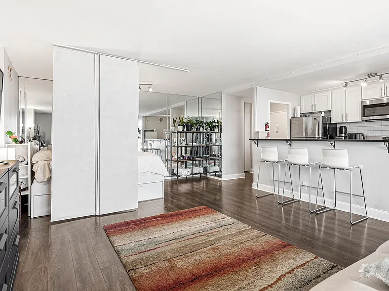 6040 Boulevard East #24M — Photo 2
