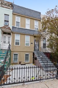 19 Pilling St, Brooklyn, NY, 11207