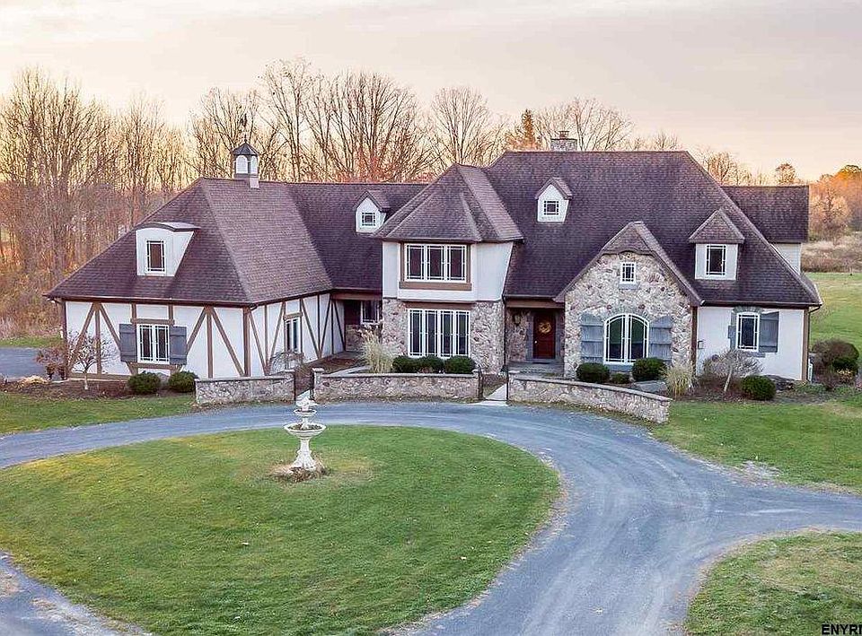 560 Boght Rd, Cohoes, NY 12047 Zillow