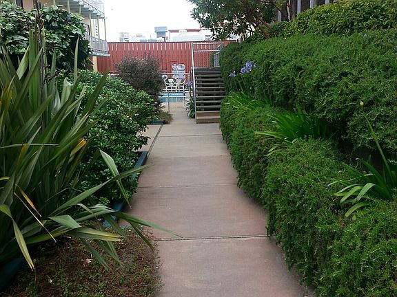 3rd image of 566 Vallejo St APT 37
