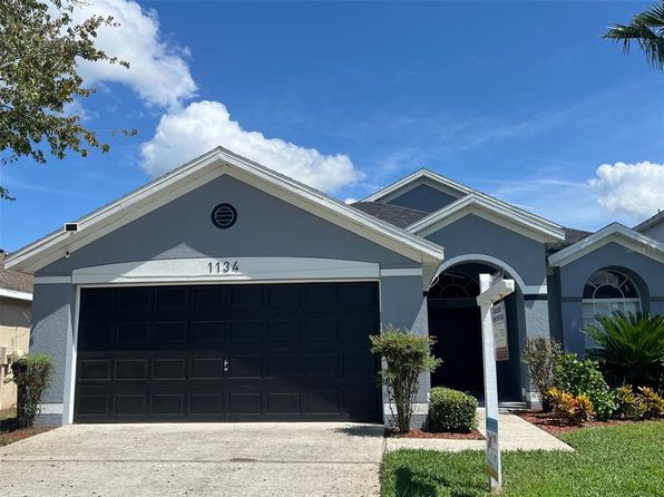 1134 Bloomingdale Dr