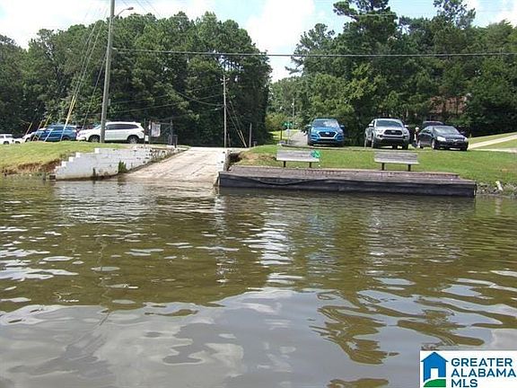 4th image of Renaee Cir
