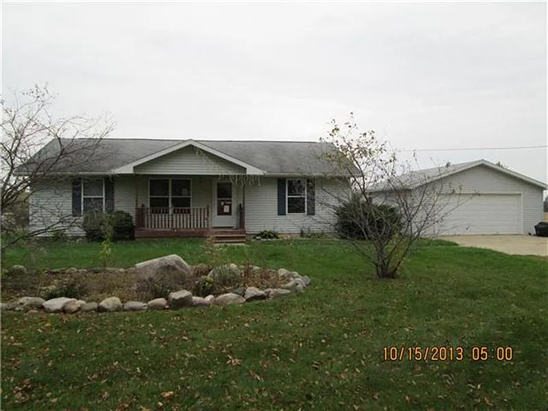 9037 Mott Rd photo 1