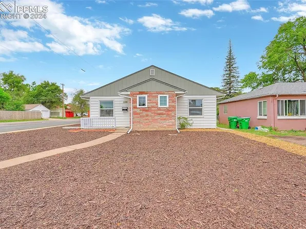 2201 Geneva St, Aurora, CO 80010