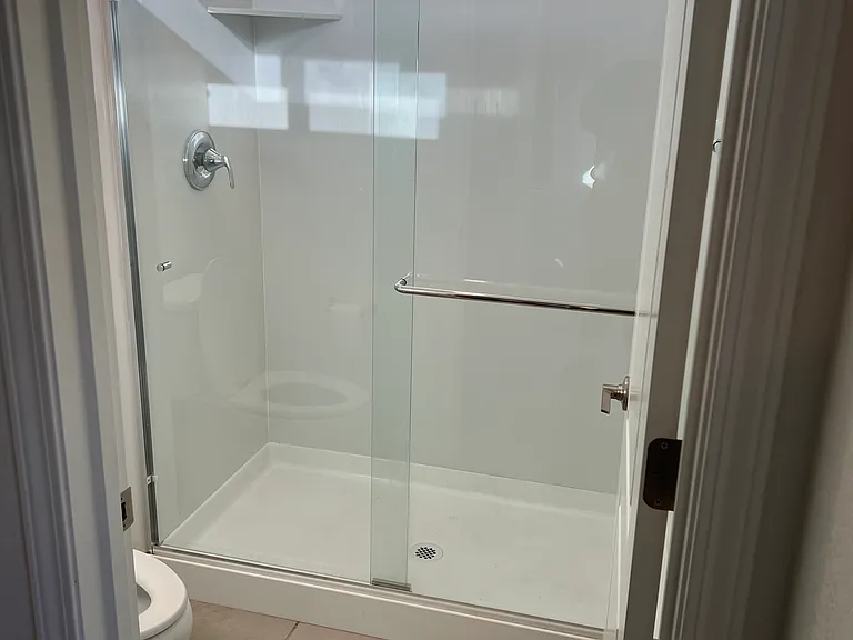 Master Walk in shower