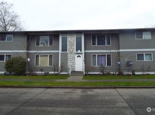 1414 SW Cambridge St, Seattle, WA 98106
